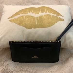 Coach Black Crossgrain Leather Clutch Wristlet Wallet